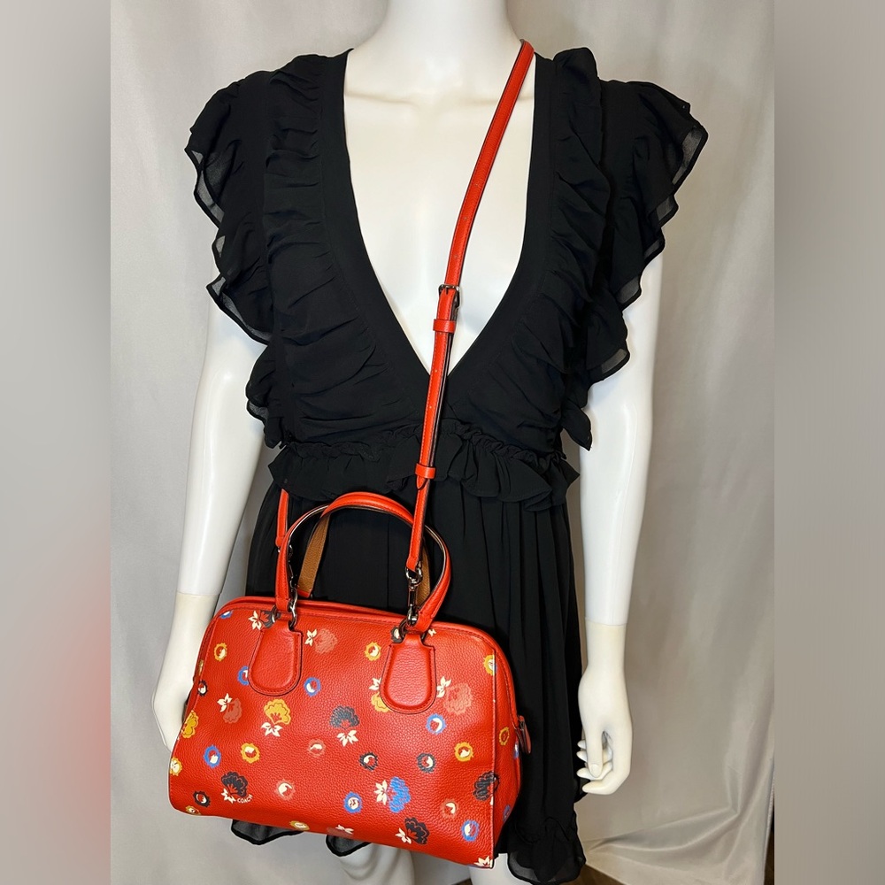 Coach.EUC.Gorgeous “NOLITA”. Pebble Leather Crossbody/Satchel.Red Floral.13X9.5" - Picture 3 of 13